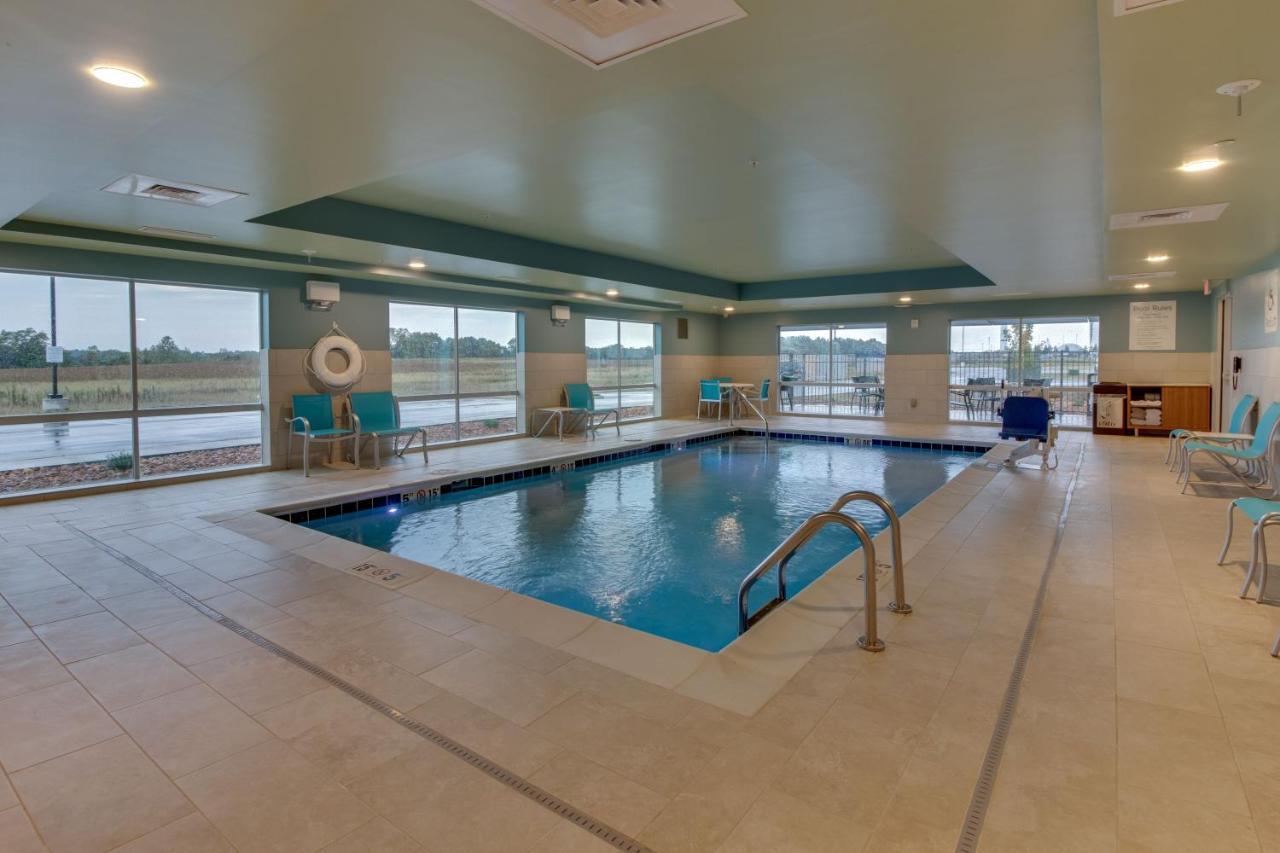 Holiday Inn Express & Suites - Union City By Ihg Esterno foto
