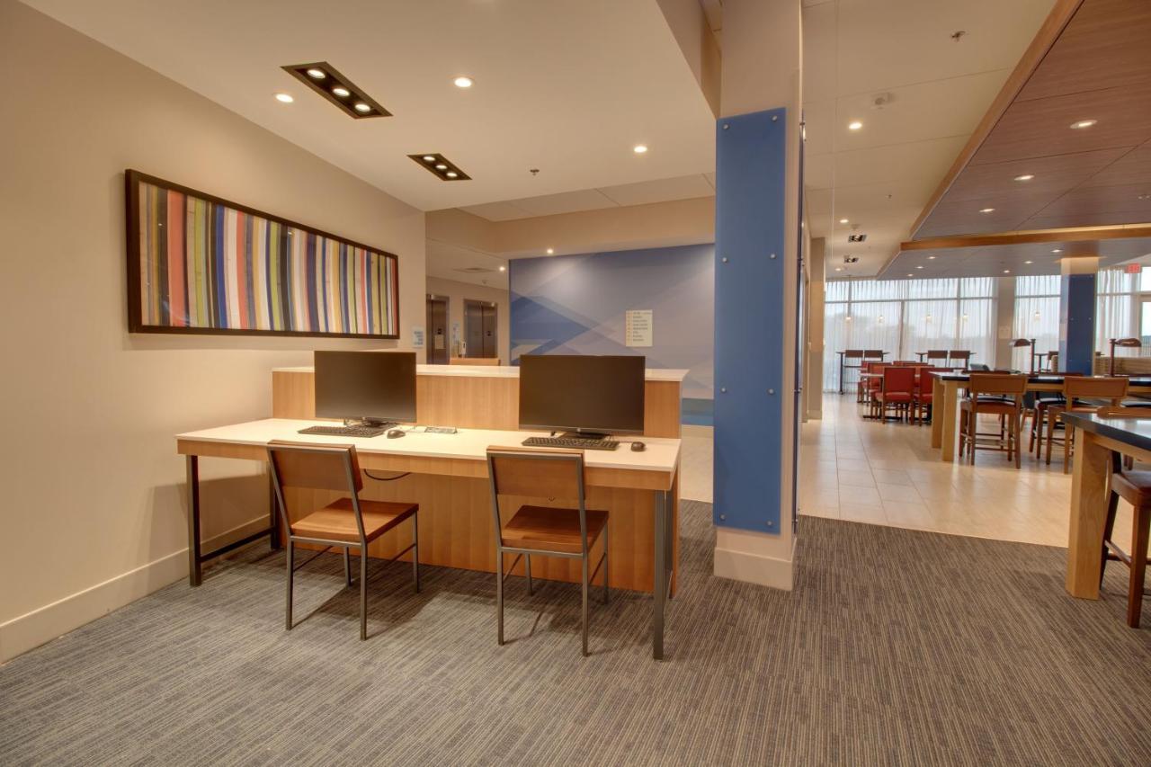Holiday Inn Express & Suites - Union City By Ihg Esterno foto